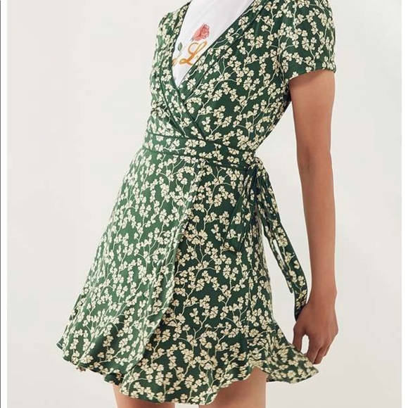 urban outfitters green wrap dress